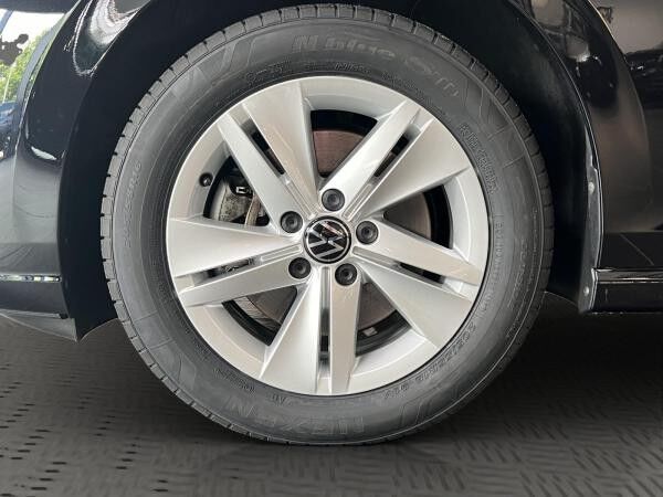 Volkswagen Golf Vari. Life 2.0 TDI*DSG*CAM*NAV*AHK*LED*SHZ