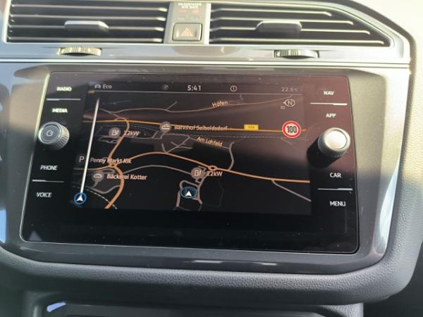 Volkswagen Tiguan Allspace MOVE 2.0 TDI DSG AHK Kamera Pano Navi 19'' Privat