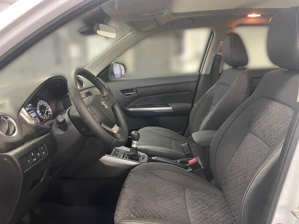 Suzuki Vitara 1.4 Comfort+ Hybrid