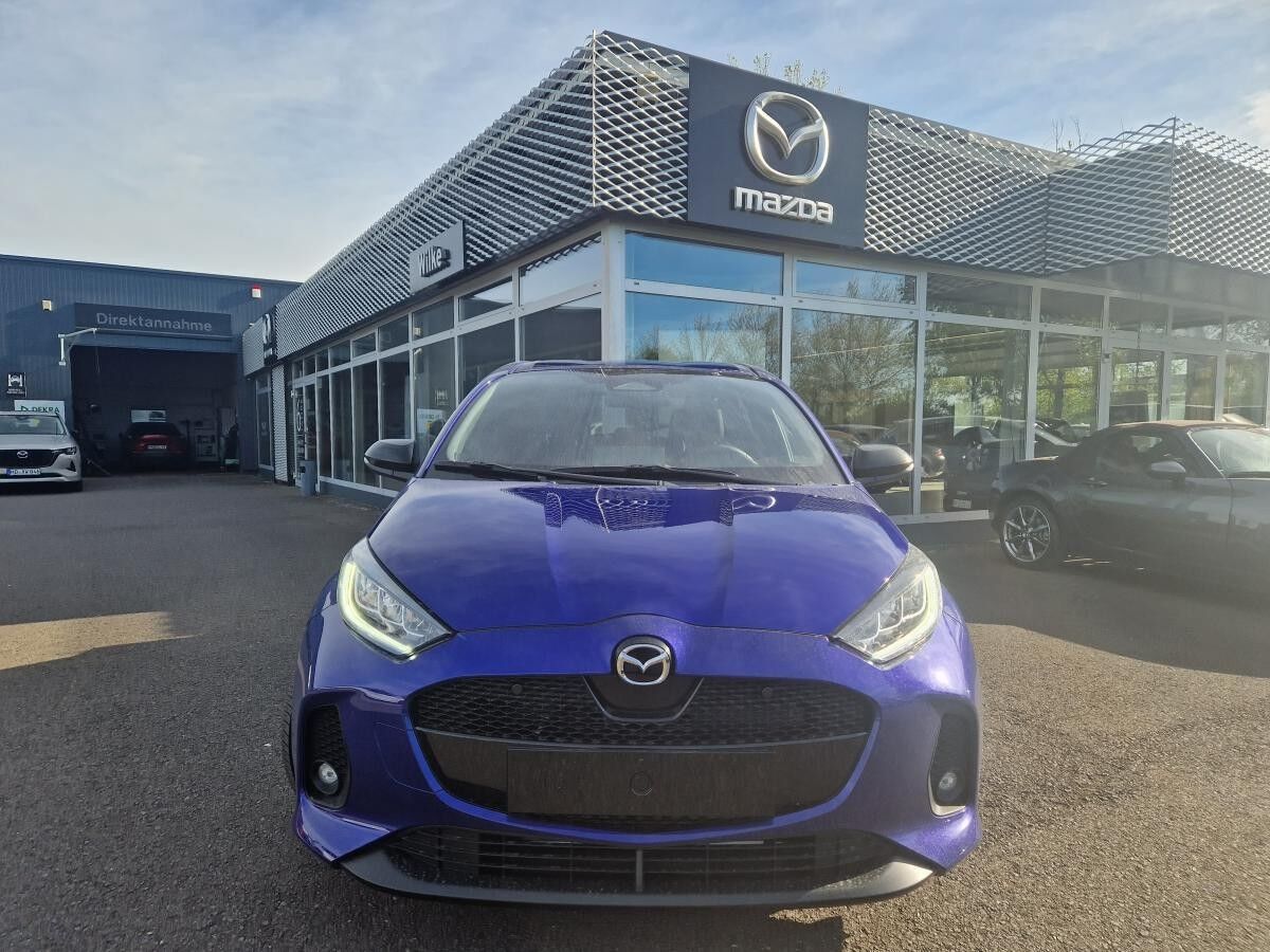 Mazda 2 Hybrid 2024 5HB 1.5L VVT-i 116 PS e-CVT FWD HOMURA SOFORT VERFÜGBAR