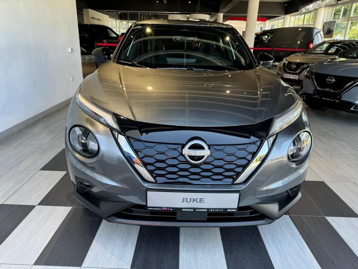 Nissan Juke Tekna (B) 1.6 Hybrid 4AMT 143PS AT AHK abnehmbar ! Bose Sound inkl. Wartung und Garantieverlängerung