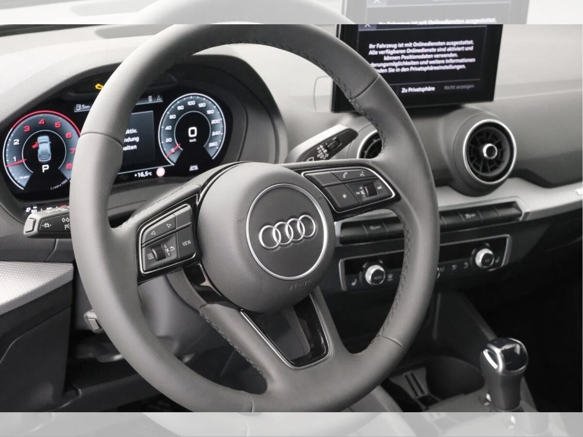 Audi Q2 35 TFSI S line