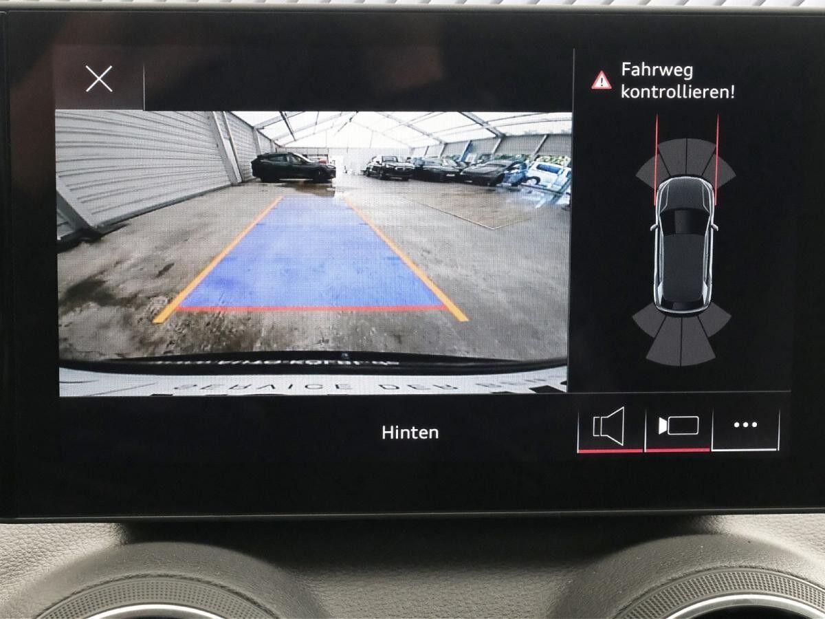 Audi Q2 35 TFSI S line