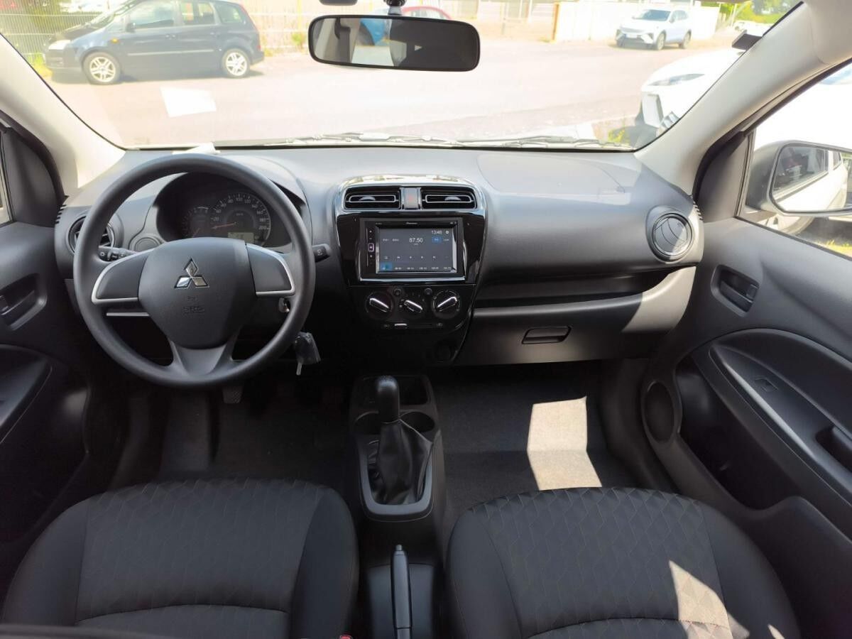 Mitsubishi Space Star Select