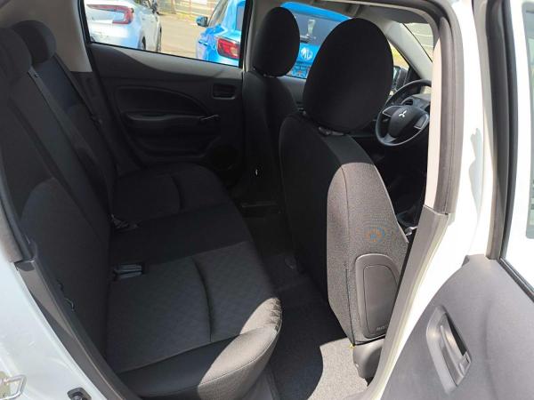 Mitsubishi Space Star Select