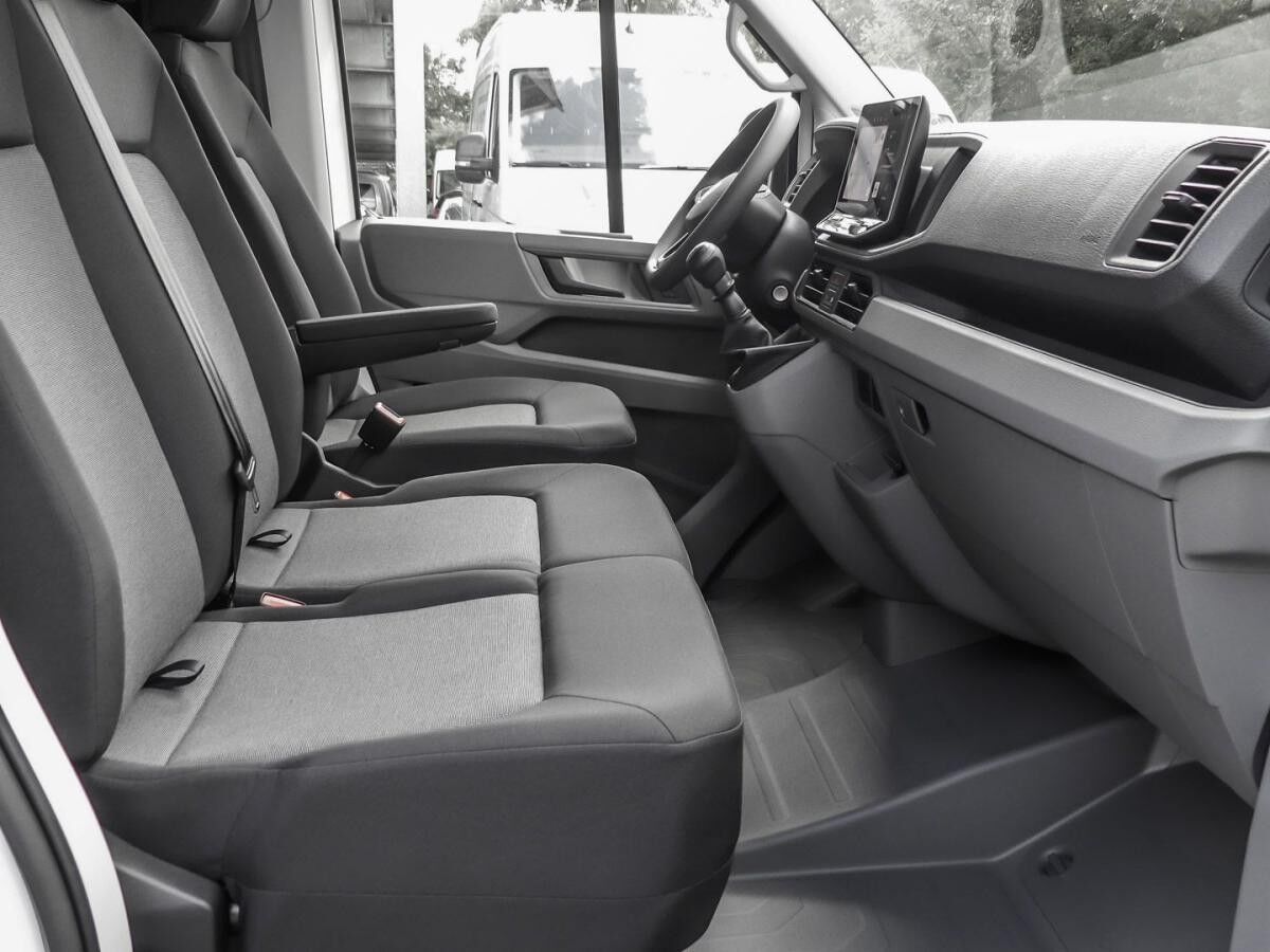 Volkswagen Crafter 35 Kasten MR 2.0TDI Klima Navi PDC