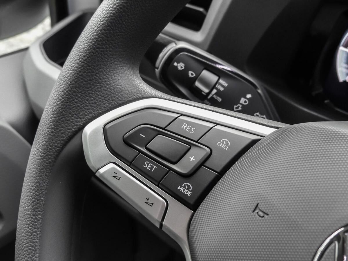 Volkswagen Crafter 35 Kasten MR 2.0TDI Klima Navi PDC