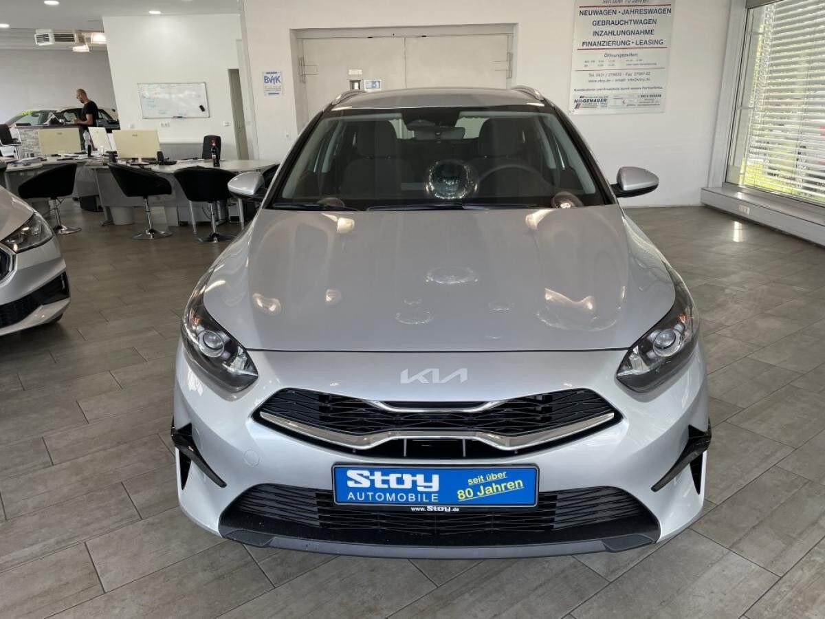 Kia Ceed Sportswagon MJ25 1.5 T-GDI DCT Navi Kamera SHZ PDC
