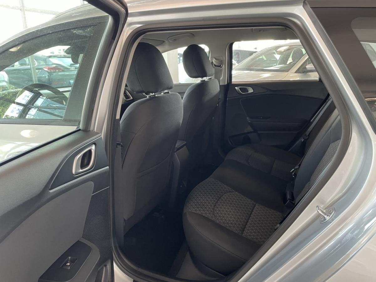 Kia Ceed Sportswagon MJ25 1.5 T-GDI DCT Navi Kamera SHZ PDC