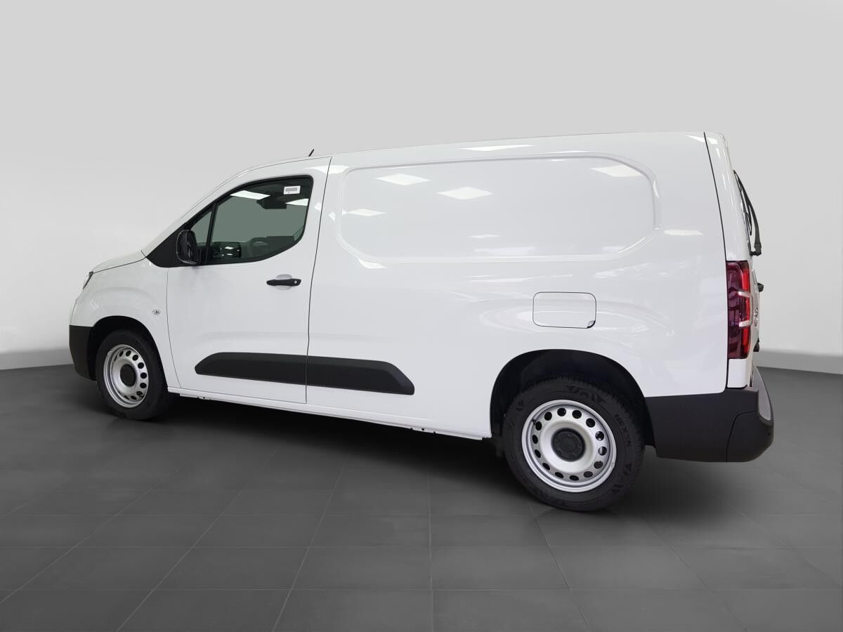 Toyota Proace City 1.5 D4D 100 PS L2 Meister Modelljahr 2025 Hecktüren verglast **SOFORT**