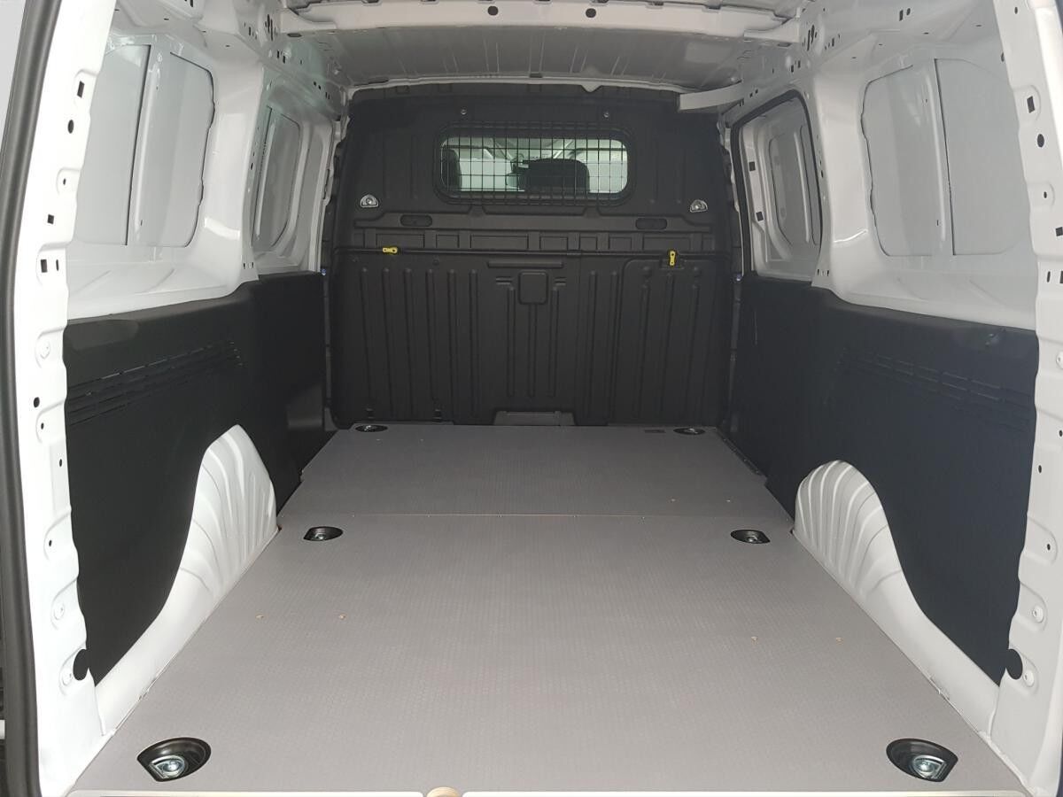 Toyota Proace City 1.5 D4D 100 PS L2 Meister Modelljahr 2025 Hecktüren verglast **SOFORT**