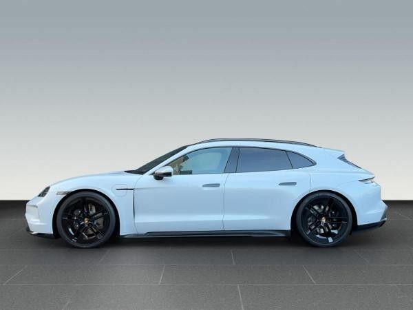 Porsche Taycan Sport Turismo Perf.BatteriePlus,BOSE,HD Matrix,Pano.,Soft-Close