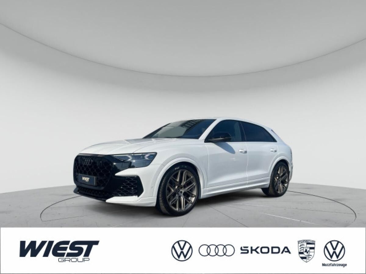 Audi RS Q8 SUV tiptr. HUD RS Sportabga. Fahrwerkspaket advanced