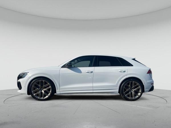 Audi RS Q8 SUV tiptr. HUD RS Sportabga. Fahrwerkspaket advanced