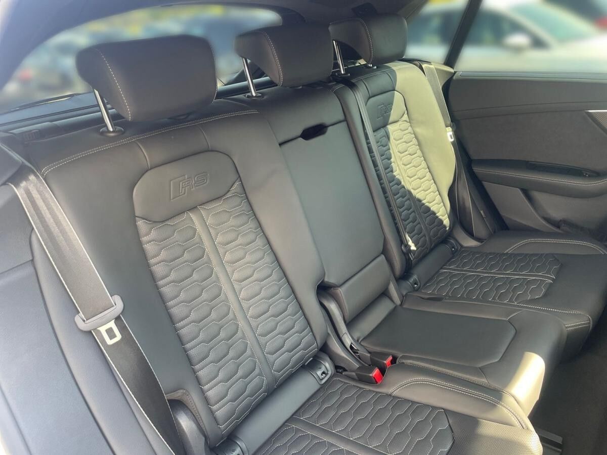 Audi RS Q8 SUV tiptr. HUD RS Sportabga. Fahrwerkspaket advanced