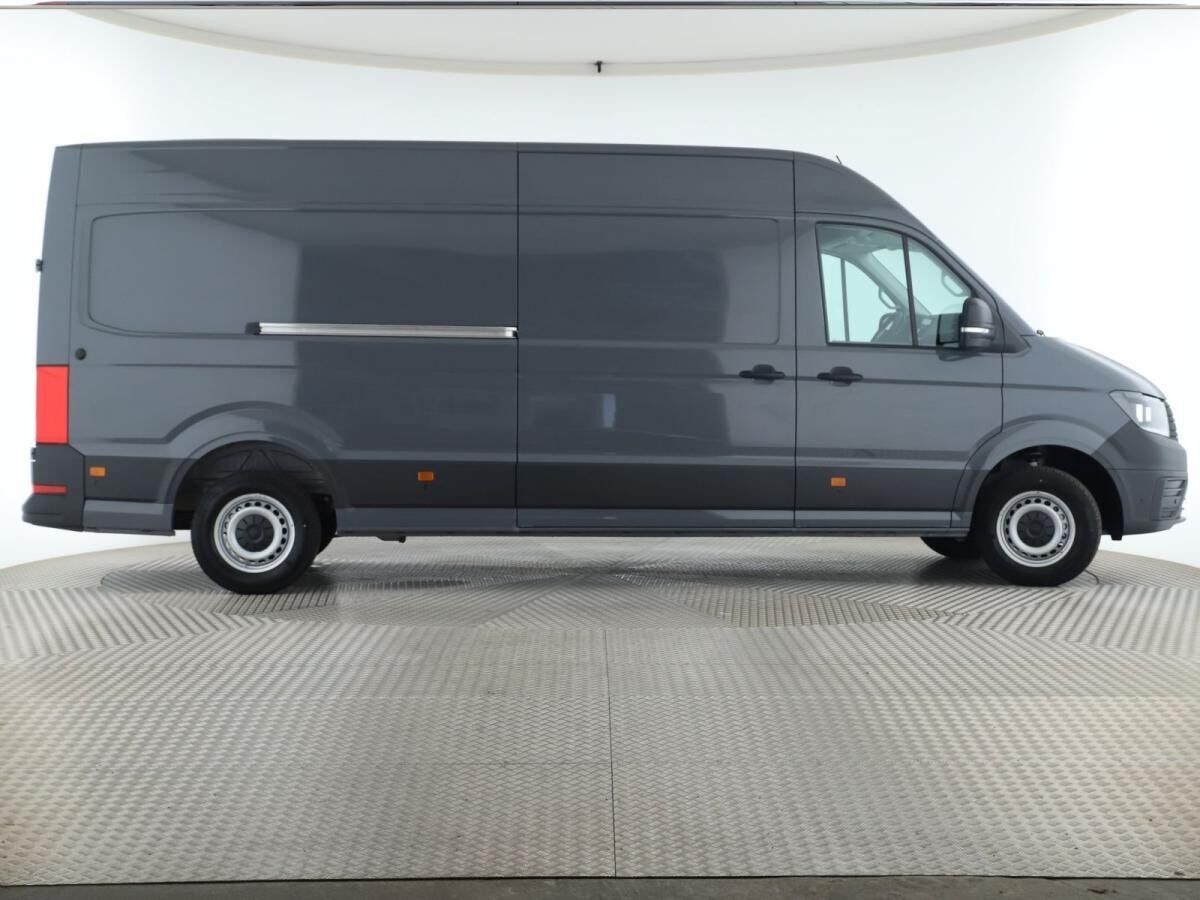 Volkswagen Crafter 35 Kasten 2.0 TDI DSG *Kurzzulassung*