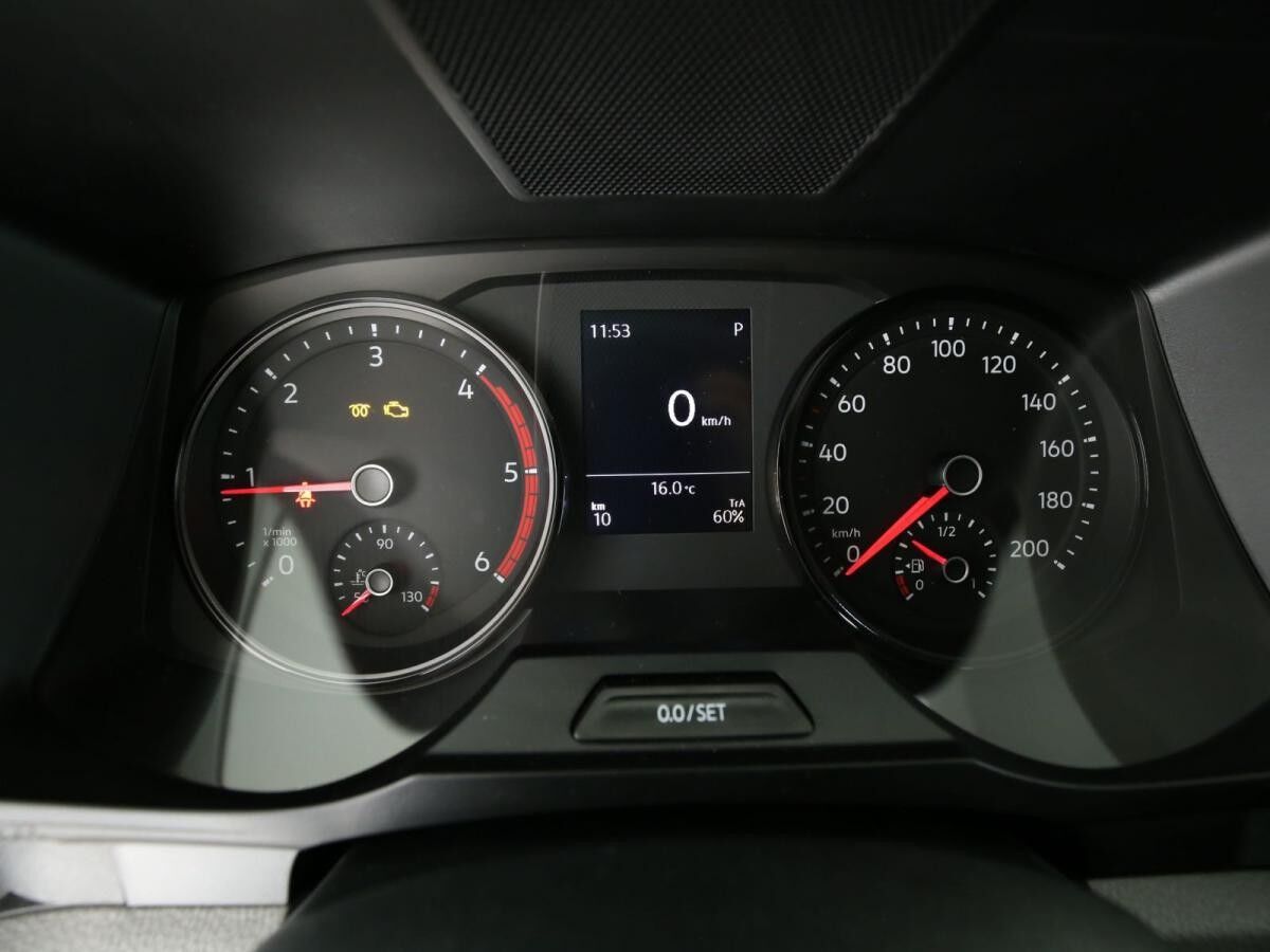 Volkswagen Crafter 35 Kasten 2.0 TDI DSG *Kurzzulassung*