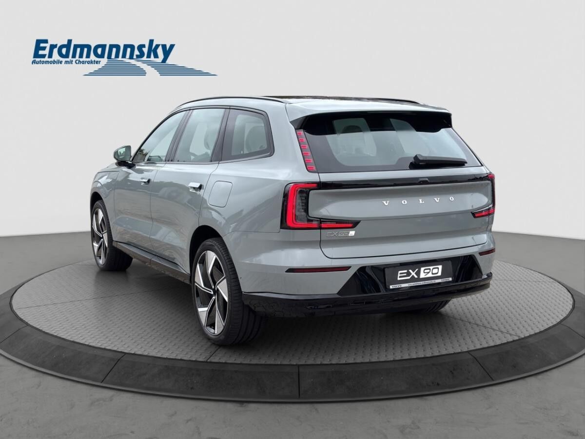 Volvo EX90 Twin Perfomance AWD Ultra 7-Sitzer Volvo EX90 Twin Perfomance AWD Ultra 7-Sitzer