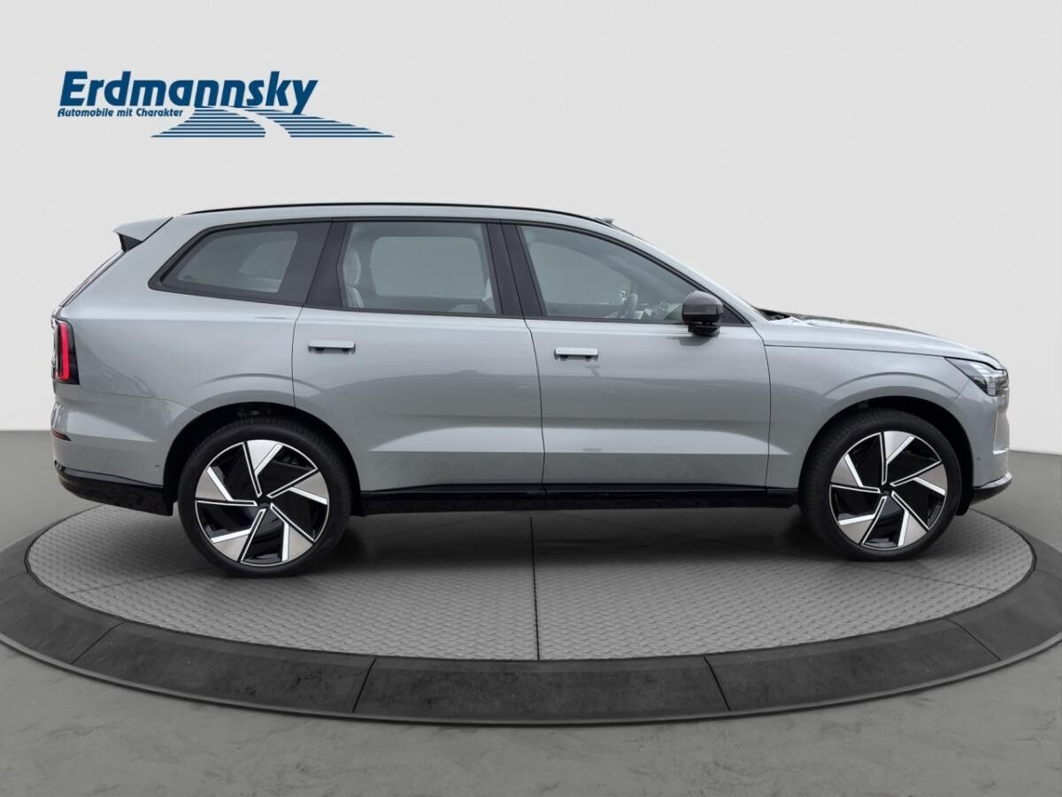 Volvo EX90 Twin Perfomance AWD Ultra 7-Sitzer Volvo EX90 Twin Perfomance AWD Ultra 7-Sitzer
