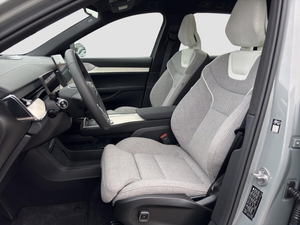 Volvo EX90 Twin Perfomance AWD Ultra 7-Sitzer Volvo EX90 Twin Perfomance AWD Ultra 7-Sitzer