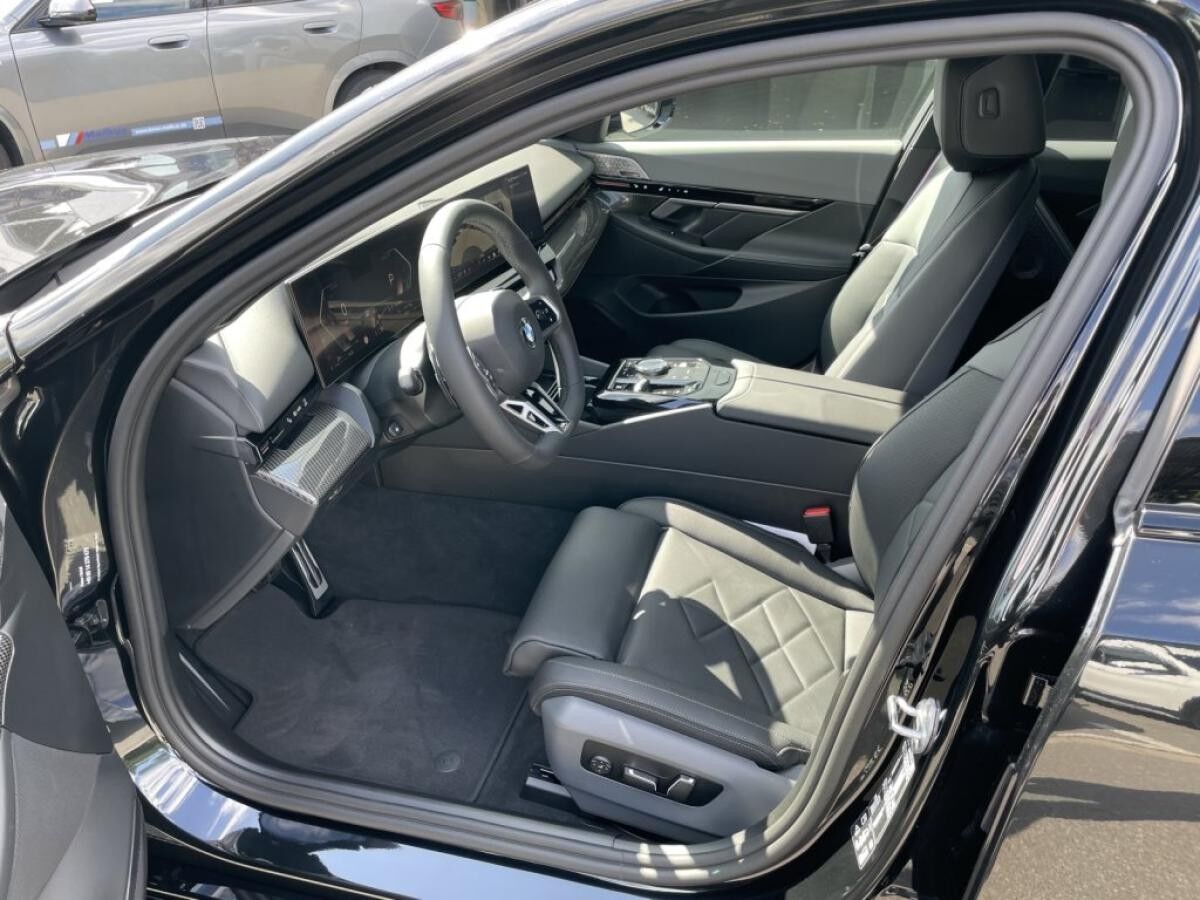 BMW 520 d xDrive Touring - Autobahnassistent - Driving Assistant Professional - M Sport - AHK - Standheizung