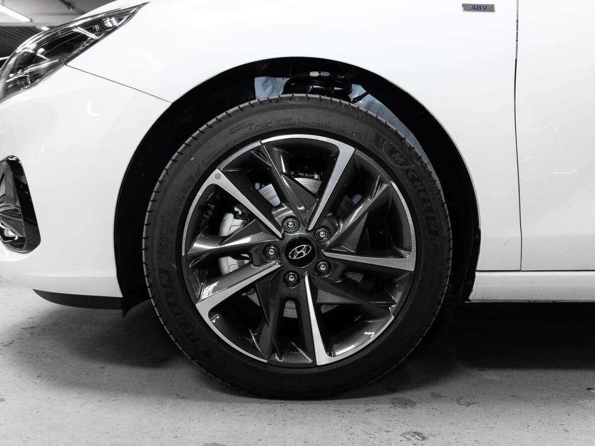 Hyundai i30 Advantage⚡Navi CarPlay Kamera PDC SHZ LHZ⚡