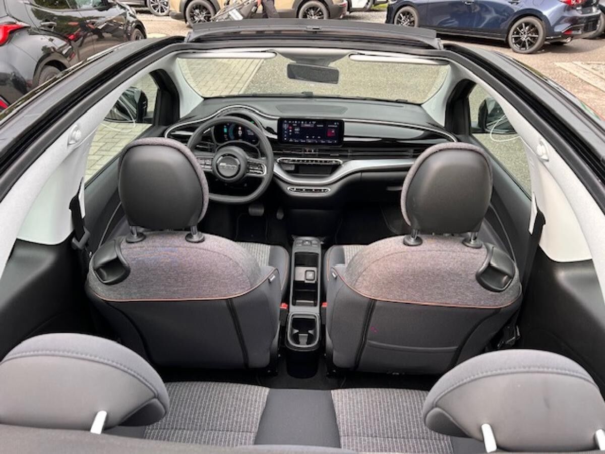 Fiat 500e Cabrio 118 PS LaPrima  ANZAHLUNG 0,- EUR