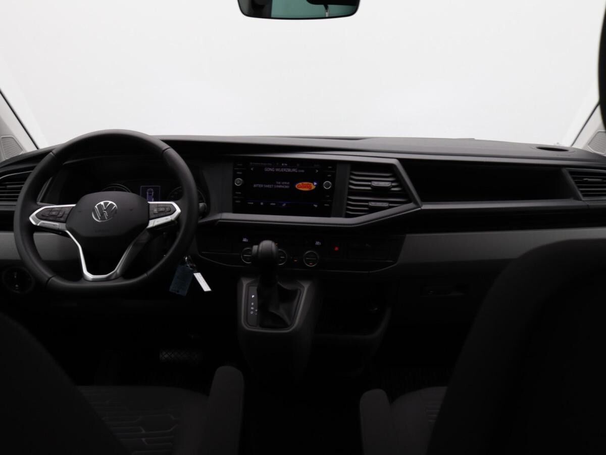 Volkswagen T6.1 Caravelle Comfortline DSG / Navi, RFK, LED