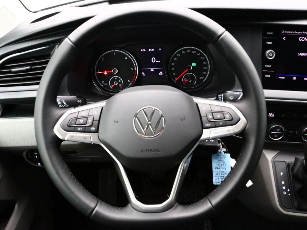 Volkswagen T6.1 Caravelle Comfortline DSG / Navi, RFK, LED