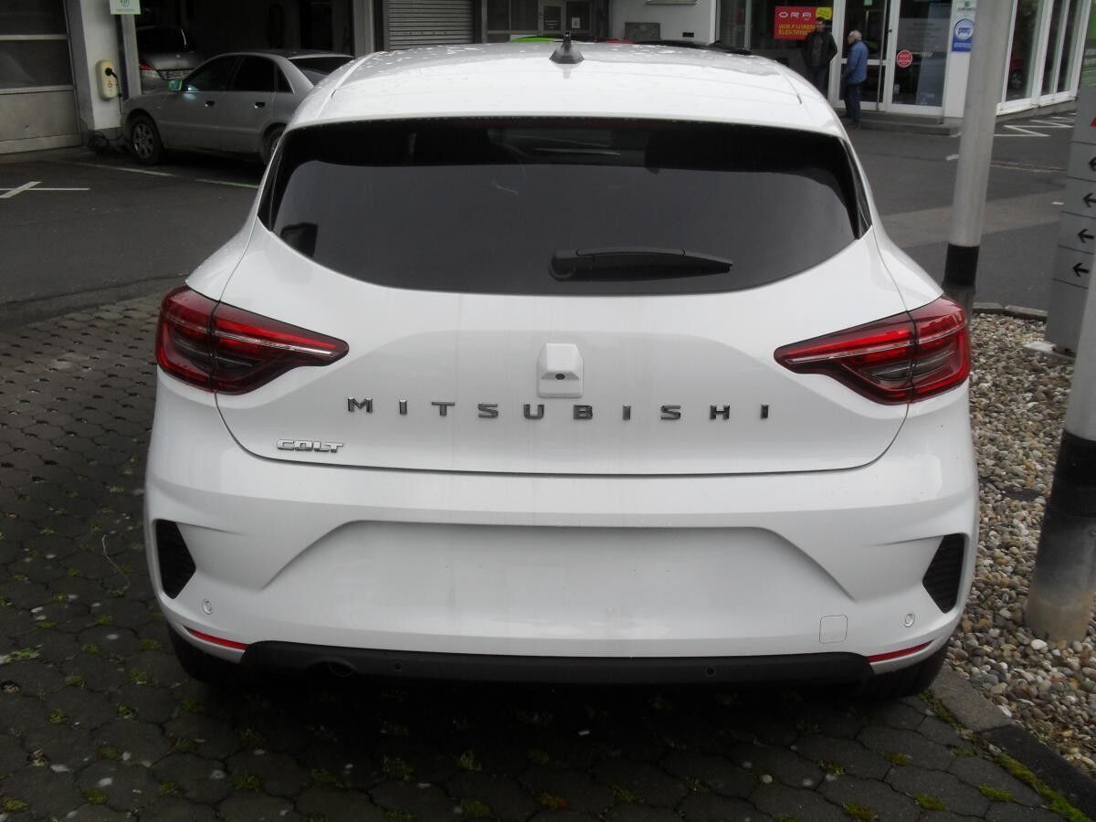 Mitsubishi Colt PLUS