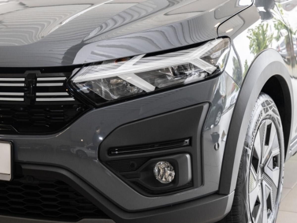 Dacia Jogger 1.0 EU6e Expression TCe 110 NAVI RÜCKFAHRKAMERA SITZHEIZUNG KLIMAAUTOMATIK