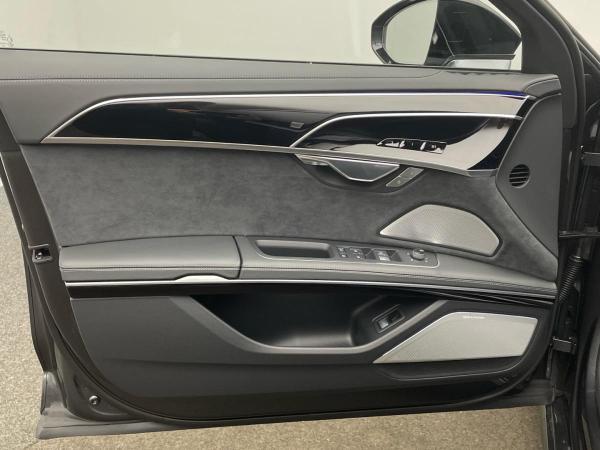 Audi A8 50 TDI quattro B&O Matrix Stdhz Massage