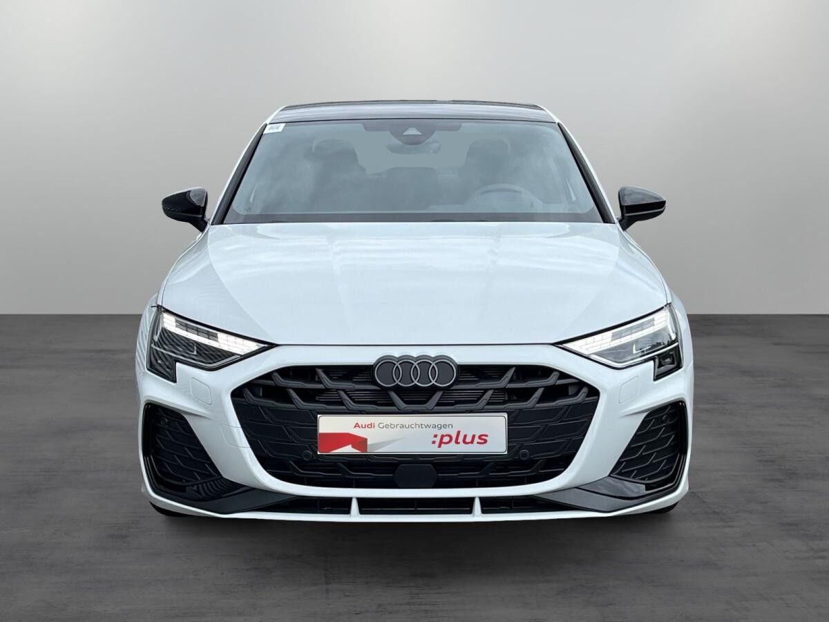 Audi A3 Limousine S-Line 35 TFSI S-tronic / Matrix