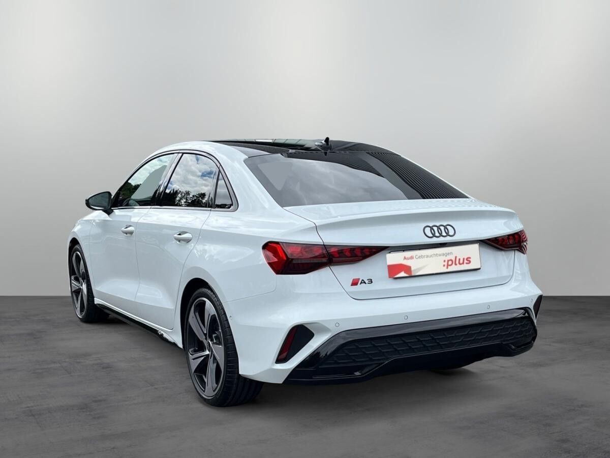 Audi A3 Limousine S-Line 35 TFSI S-tronic / Matrix