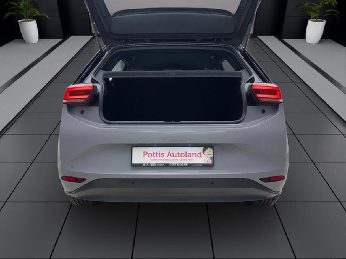 Volkswagen ID.3 - Pure Performance  CarPlay LED DAB PDC