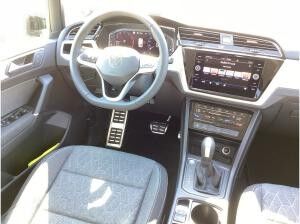 Volkswagen Touran Move 1.5 TSI DSG 7Sitze AHK MatrixLED RFK