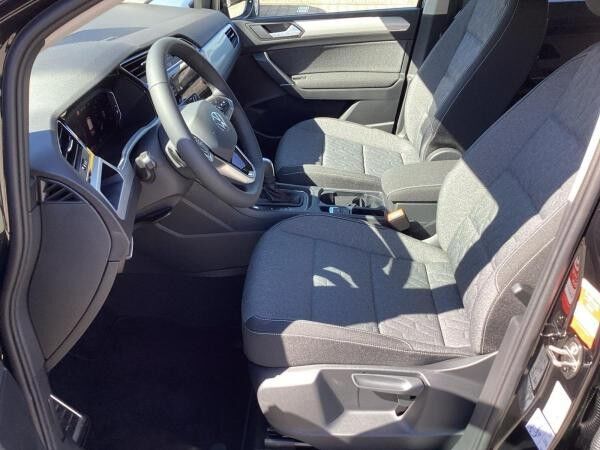 Volkswagen Touran Move 1.5 TSI DSG 7Sitze AHK MatrixLED RFK