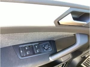 Volkswagen Touran Move 1.5 TSI DSG 7Sitze AHK MatrixLED RFK