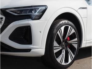 Audi Q8 e-tron Sportback S-line 55 AHK+HUD+PANO