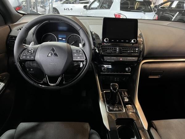 Mitsubishi Eclipse Cross 2.4 MIVEC Select Black PHEV 4WD