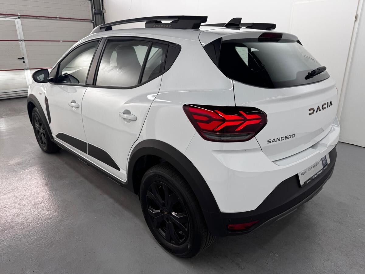 Dacia Sandero Stepway Stepway Extreme TCe 90 CVT 📲inkl. Full-Service