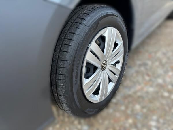 Volkswagen Caddy 5-Sitzer LED AHK SHZ