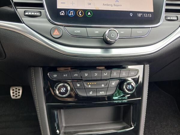 Opel Astra K 1.2T Navi,SitzheizungHinten,LenkradheiZ.