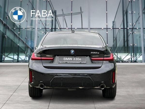 BMW 330 e Limousine M Sportpaket HiFi DAB LED RFK