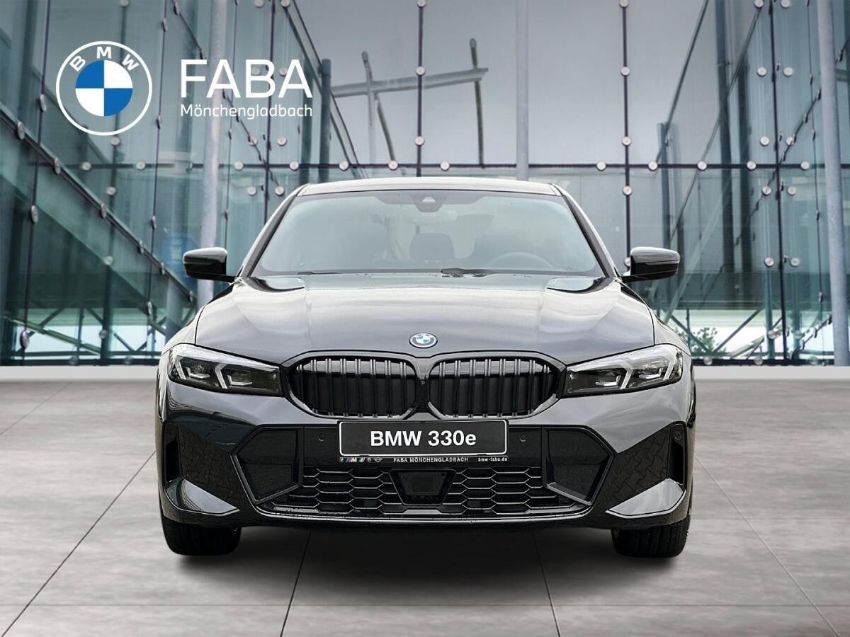 BMW 330 e Limousine M Sportpaket HiFi DAB LED RFK