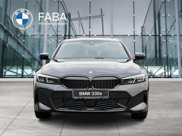 BMW 330 e Limousine M Sportpaket HiFi DAB LED RFK
