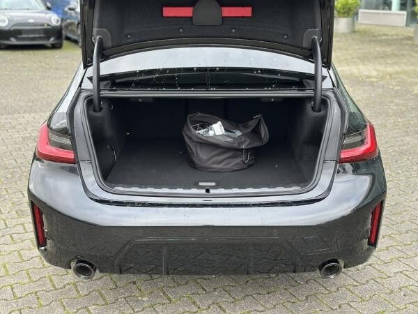 BMW 330 e Limousine M Sportpaket HiFi DAB LED RFK