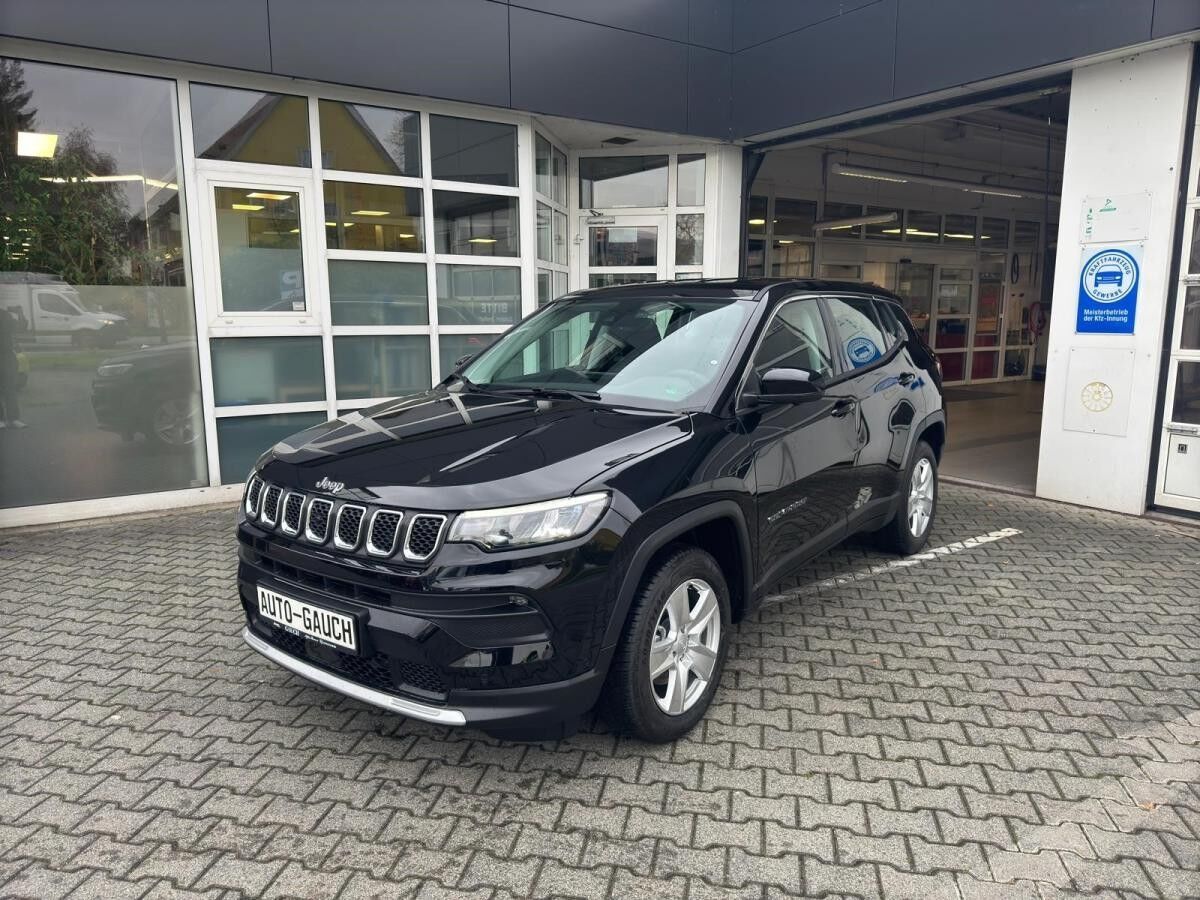 Jeep Compass Altitude 1.5 GSE T4 48V e-Hybrid Verfügbar in 2 Farben mit Allwetterreifen Abholung Mannheim