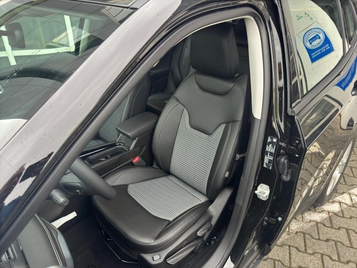 Jeep Compass Altitude 1.5 GSE T4 48V e-Hybrid Verfügbar in 2 Farben mit Allwetterreifen Abholung Mannheim