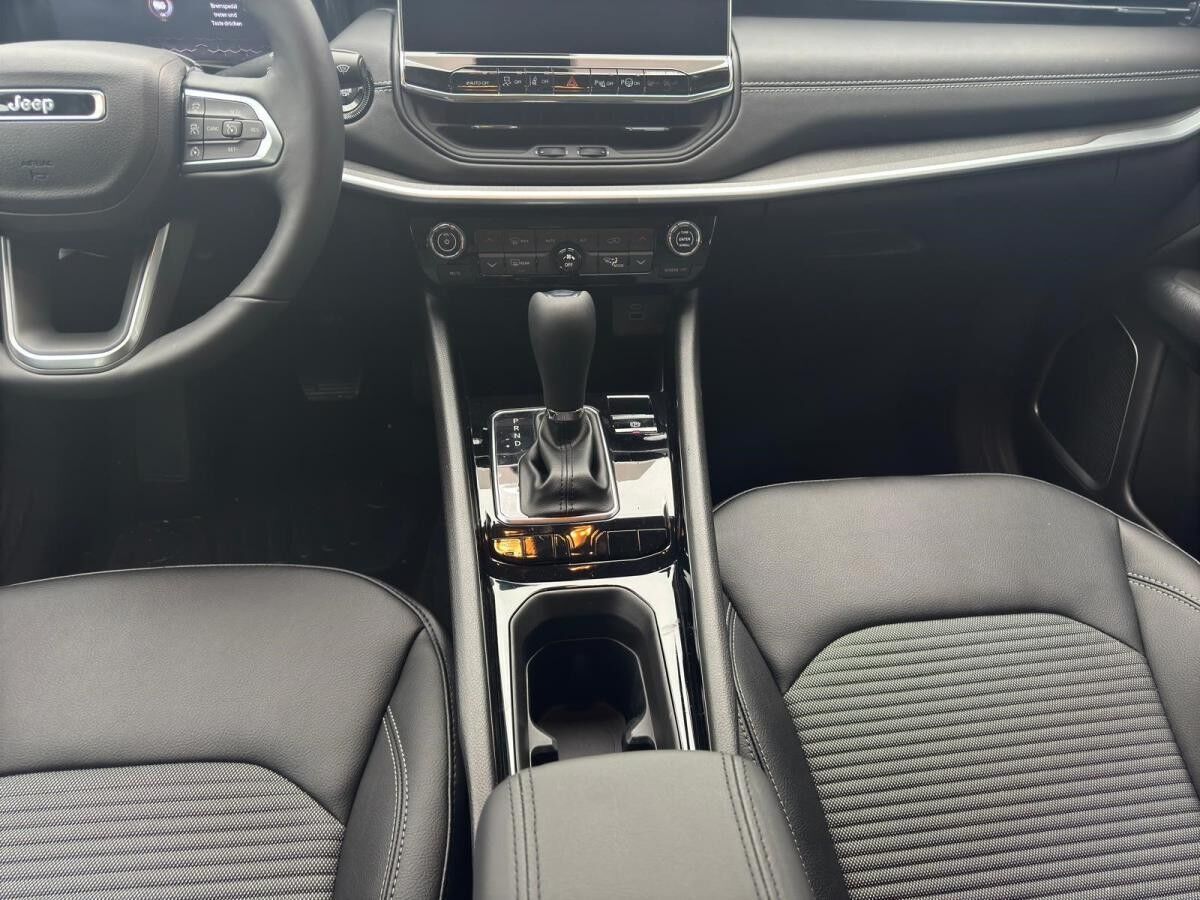 Jeep Compass Altitude 1.5 GSE T4 48V e-Hybrid Verfügbar in 2 Farben mit Allwetterreifen Abholung Mannheim